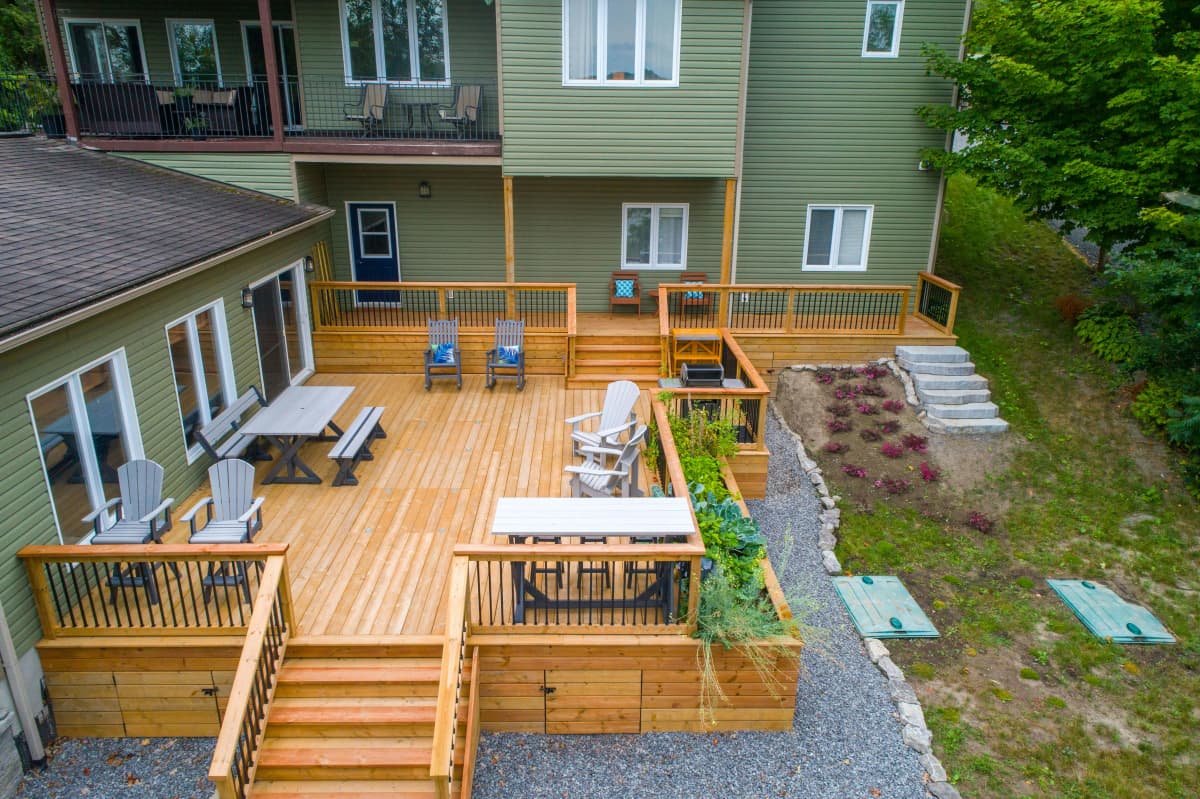 Cedar Deck & Patio